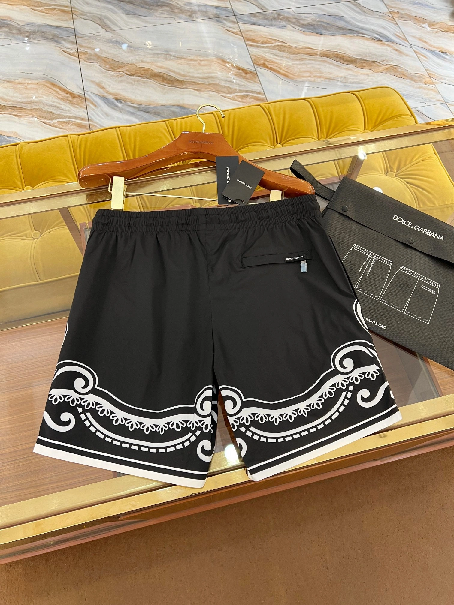 wg.luxury- 4o835& item:E-F409F1027